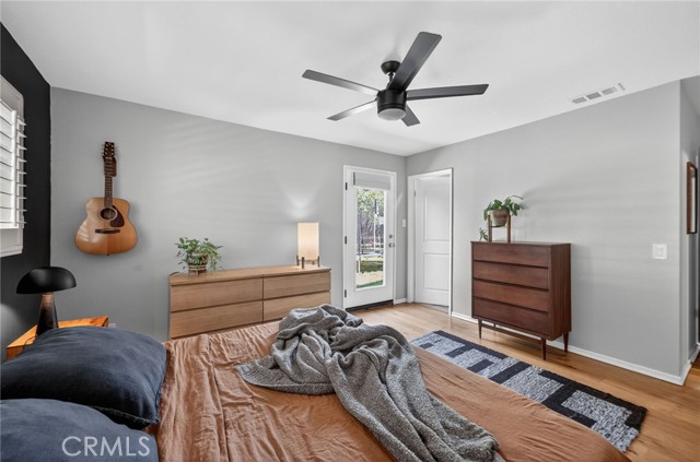 1463 Clock Ave, Redlands CA: https://media.crmls.org/medias/e0ce55f1-51f2-434d-a4cc-be30bde77112.jpg