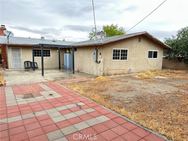 614 E Pondera Street, Lancaster CA: https://media.crmls.org/medias/e0cf4c19-60f8-4329-bd09-59f825aa86ce.jpg
