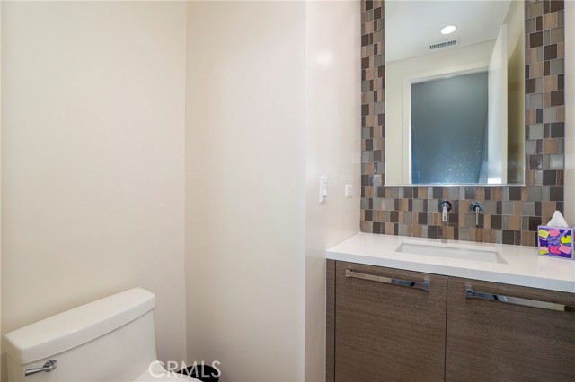 Detail Gallery Image 21 of 32 For 5656 Hazeltine Ave, Valley Glen,  CA 91401 - 3 Beds | 2/1 Baths