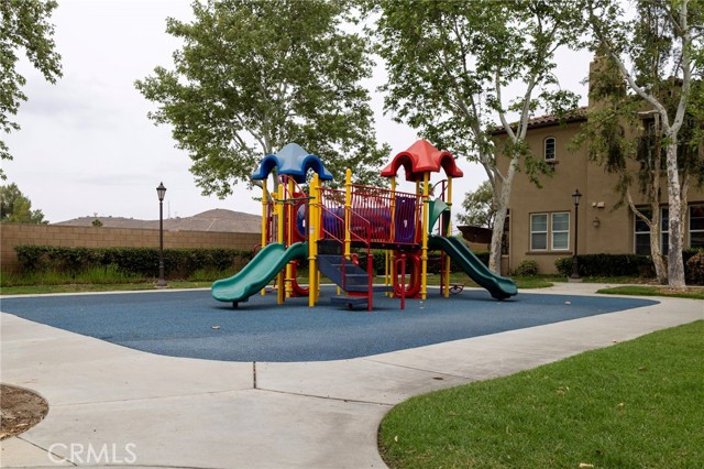 Detail Gallery Image 26 of 29 For 1800 E Lakeshore #1803,  Lake Elsinore,  CA 92530 - 3 Beds | 2/1 Baths