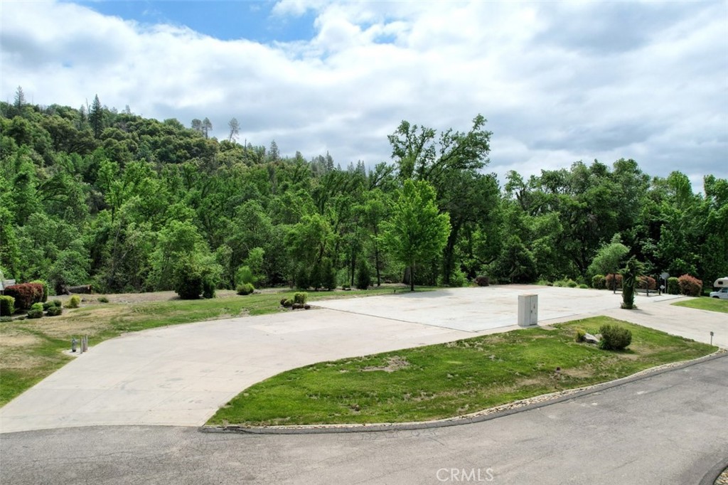 40915 Orchard Lane, Bass Lake, CA 93604