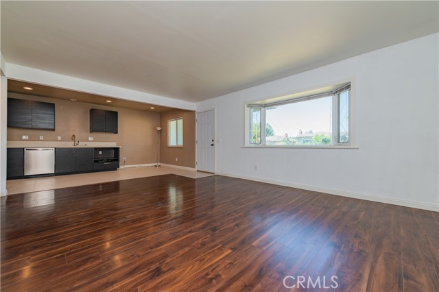 Detail Gallery Image 7 of 19 For 7515 Pasito Ave, Rancho Cucamonga,  CA 91730 - 4 Beds | 2 Baths
