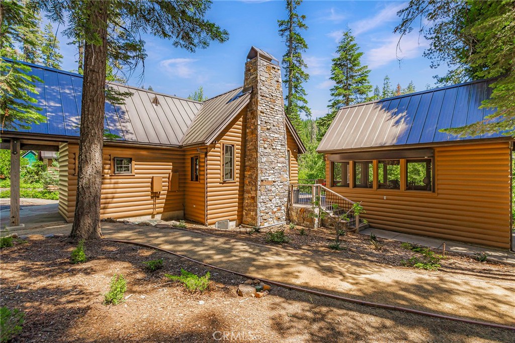9560 Jones Creek Rd, Jonesville, CA 95942