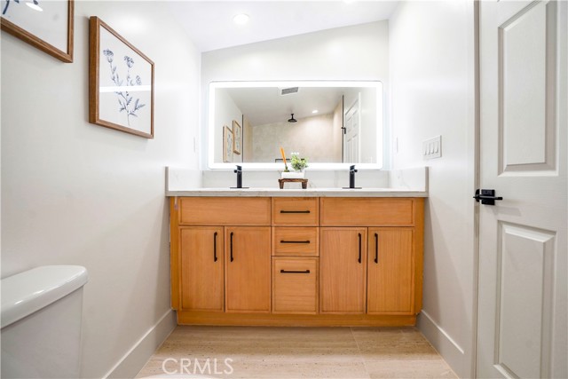 Detail Gallery Image 31 of 51 For 18324 Sylvan St, Tarzana,  CA 91335 - 4 Beds | 2 Baths