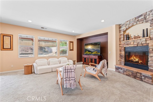 Detail Gallery Image 21 of 55 For 12113 Jonathan Dr, Riverside,  CA 92503 - 4 Beds | 2/1 Baths