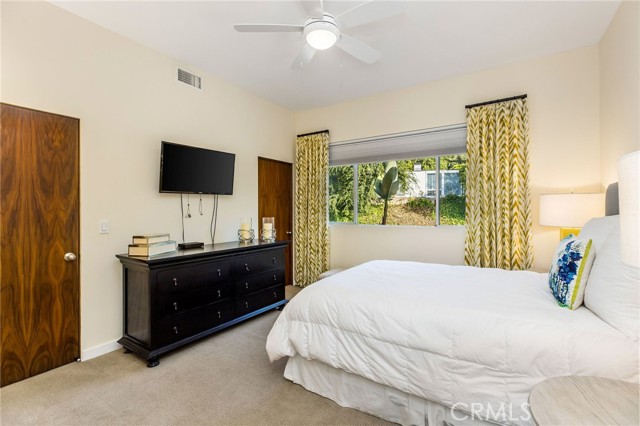 Detail Gallery Image 10 of 31 For 11527 Dona Dolores Pl, Studio City,  CA 91604 - 6 Beds | 7/1 Baths