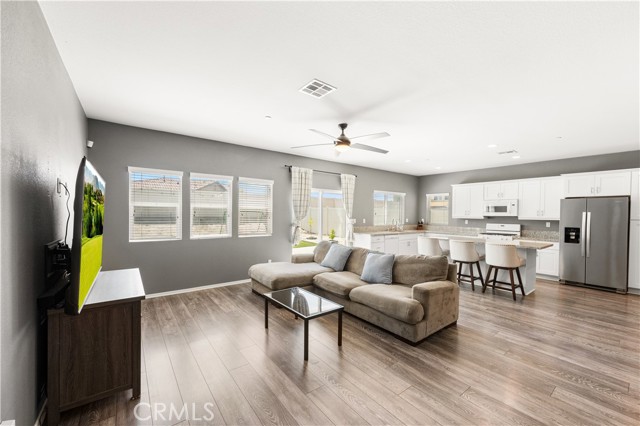 Detail Gallery Image 20 of 62 For 1676 Vibrant Gln, San Jacinto,  CA 92582 - 3 Beds | 2 Baths