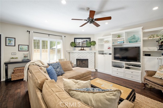 1921 Carnegie Lane, Redondo Beach, California 90278, 2 Bedrooms Bedrooms, ,2 BathroomsBathrooms,Residential,Sold,Carnegie,SB21208044