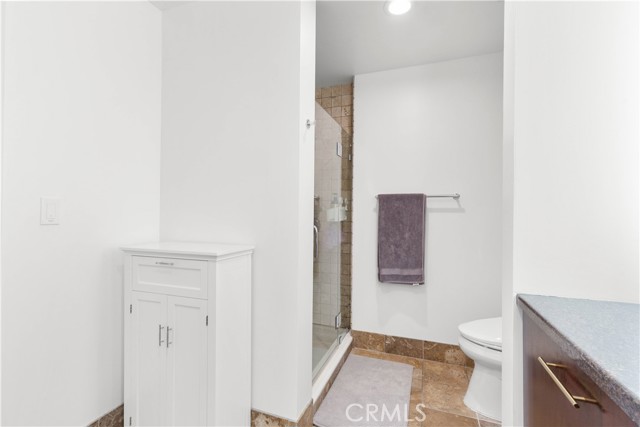 1111 S Grand Avenue, Los Angeles CA: https://media.crmls.org/medias/e0d7efa8-7b16-4ed4-9483-7f9b9c634e34.jpg