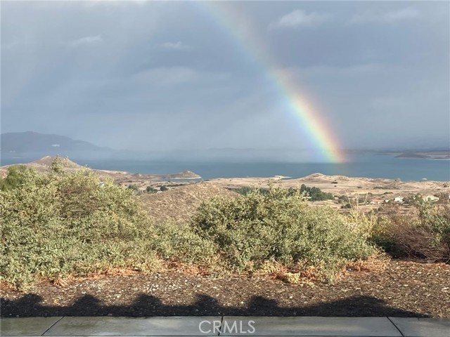 21475 Ridgedale Drive, Lake Mathews CA: https://media.crmls.org/medias/e0d89920-edd8-4118-8350-5d32cc4ab9fe.jpg