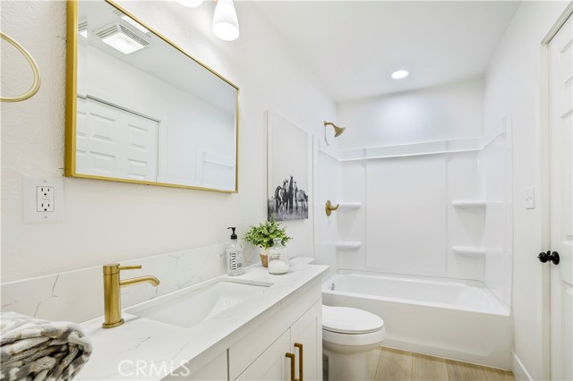 116 W Orange Street, San Bernardino CA: https://media.crmls.org/medias/e0dbda8f-75fc-4384-89f5-b2d538cf3a1f.jpg