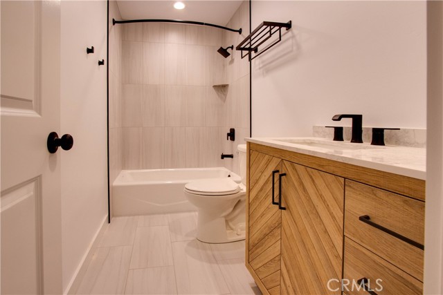 Detail Gallery Image 12 of 12 For 226 N Citrus Ave #E,  Vista,  CA 92084 - 2 Beds | 2 Baths