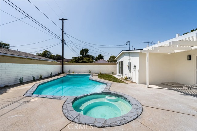 Detail Gallery Image 42 of 46 For 5580 E Ulen St, Long Beach,  CA 90815 - 3 Beds | 2 Baths