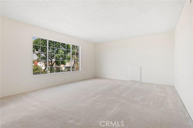 909 Brighton Way, Montebello CA: https://media.crmls.org/medias/e0ded521-af95-4645-a14d-a2cb0c964e30.jpg
