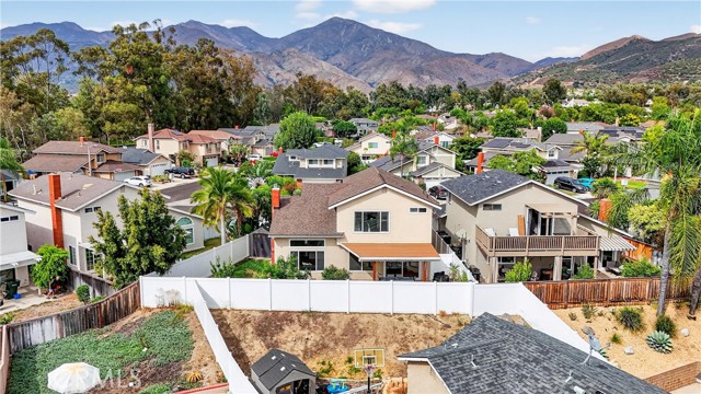 Detail Gallery Image 37 of 44 For 31972 Lazy Glen, Rancho Santa Margarita,  CA 92679 - 3 Beds | 2/1 Baths