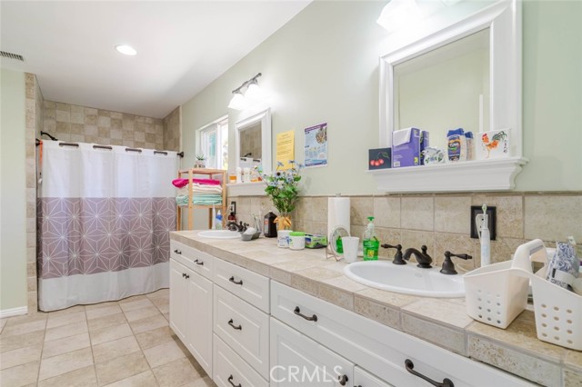  Commercial for Sale in Thousand Oaks, California