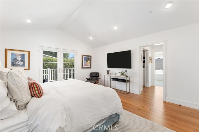 Detail Gallery Image 31 of 74 For 12181 Valleyheart Dr, Studio City,  CA 91604 - 4 Beds | 4/1 Baths