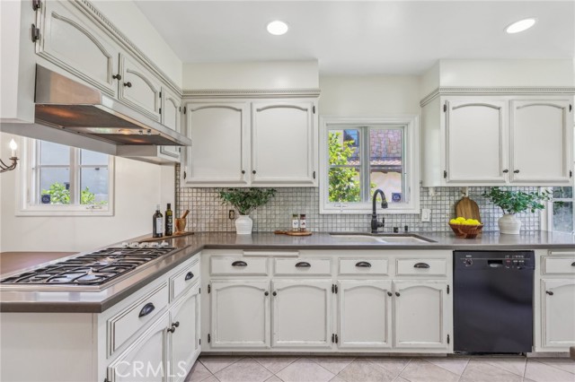 3229 Via La Selva, Palos Verdes Estates, California 90274, 3 Bedrooms Bedrooms, ,1 BathroomBathrooms,Residential,Sold,Via La Selva,SB24179571