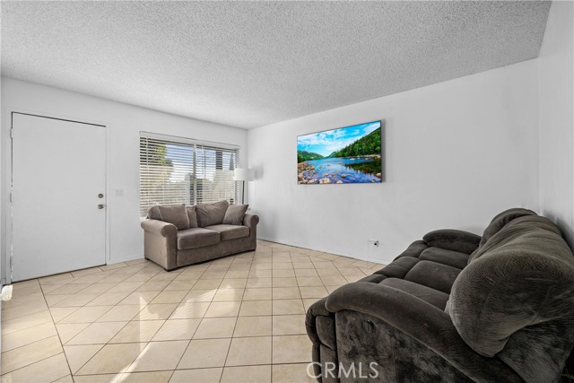 Image 3 for 13321 Meyer Rd #B, Whittier, CA 90605