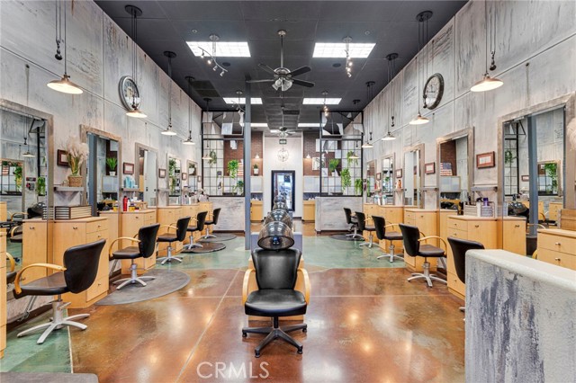 12044 Dunia Road, Victorville CA: https://media.crmls.org/medias/e0e18843-d42e-4786-93a4-ceacd5a039b0.jpg