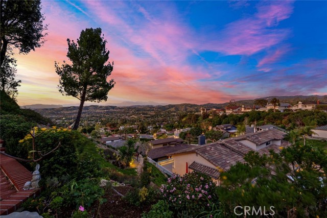 Detail Gallery Image 2 of 33 For 6823 E La Cumbre Dr, Orange,  CA 92869 - 3 Beds | 2 Baths