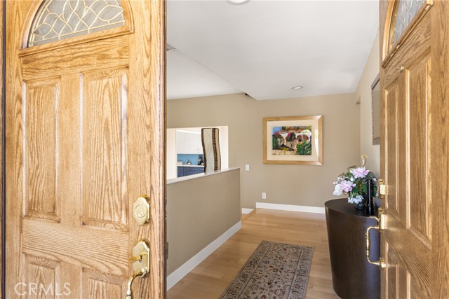 8009 E Eucalyptus Trail, Orange CA: https://media.crmls.org/medias/e0e3605b-b652-4b5e-8f60-a0c16848b808.jpg