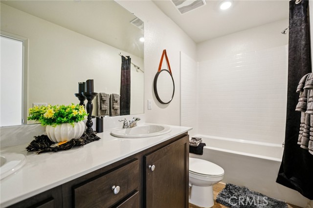 873 Canopy Lane, San Jacinto CA: https://media.crmls.org/medias/e0e39f20-4e4b-4c1d-b6ca-0f799f9eeb4b.jpg