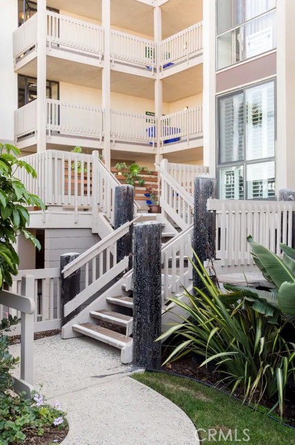 999 Pacific Street, Oceanside, California 92054, 1 Bedroom Bedrooms, ,1 BathroomBathrooms,Residential,For Sale,Pacific Street,BB24060640