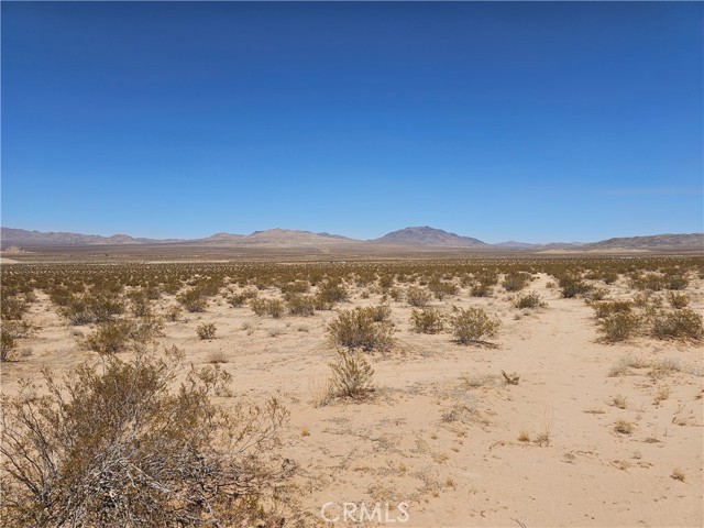 Detail Gallery Image 5 of 7 For 400 Granite (Near) Rd., Lucerne Valley,  CA 92356 - – Beds | – Baths
