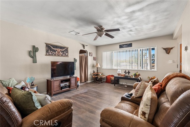 Detail Gallery Image 14 of 35 For 7625 Joshua View, Yucca Valley,  CA 92284 - 2 Beds | 1 Baths