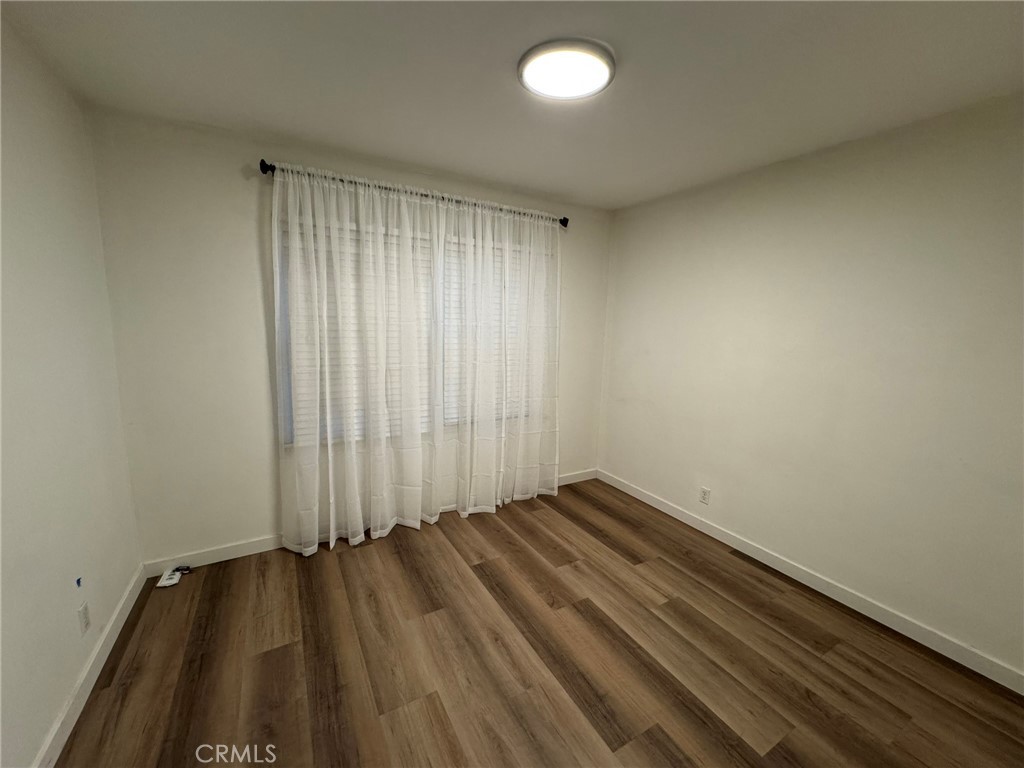 https://media.crmls.org/medias/e0e50ac5-ecba-40dd-af89-6470d8ad0c75.jpg?preset=X-Large