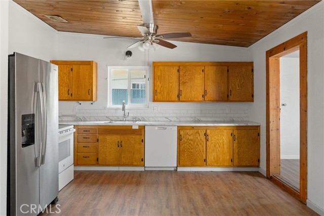 Detail Gallery Image 9 of 33 For 5640 Farley St, Oroville,  CA 95966 - 3 Beds | 1 Baths