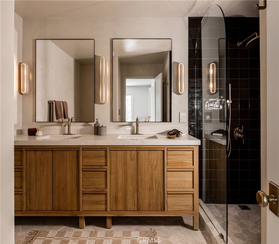 MLS #AR25219266 image #33