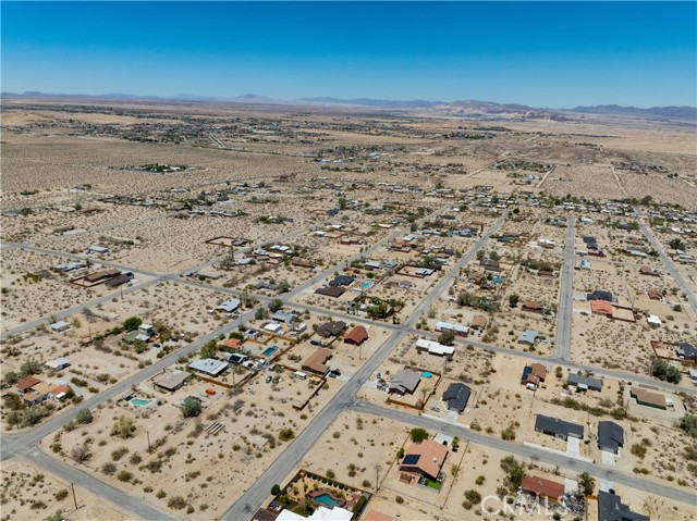 Detail Gallery Image 15 of 18 For 74811 Aladdin Dr, Twentynine Palms,  CA 92277 - – Beds | – Baths