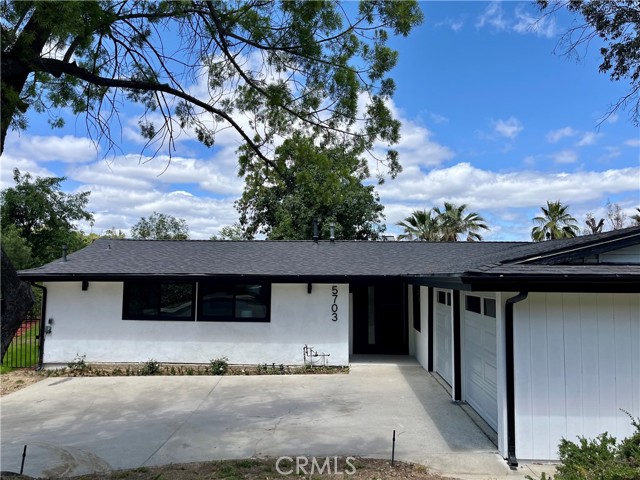 Front Image Thumbnail for CRSR26087595