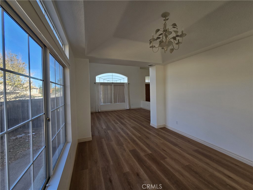 MLS #CV25265045 image #6