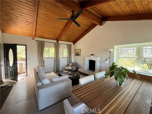 24691 Edelweiss Drive, Crestline, CA 92325