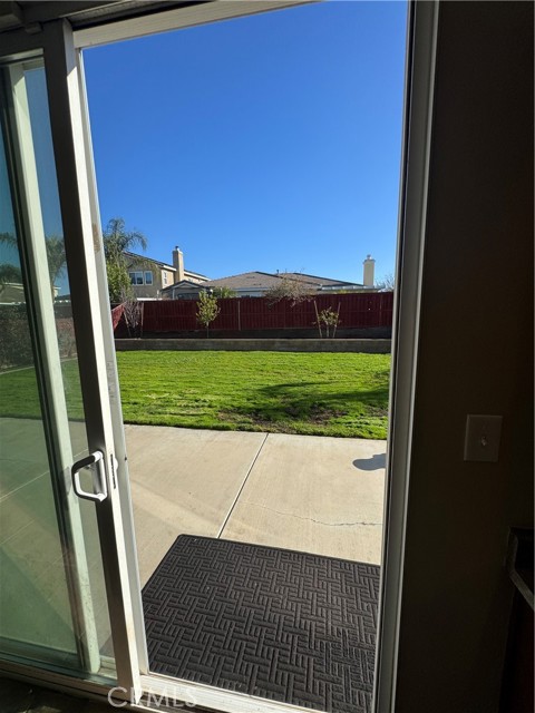 29101 Springshores Drive, Menifee CA: https://media.crmls.org/medias/e0e9eb4a-5e16-4cd2-afa7-961133bdee00.jpg