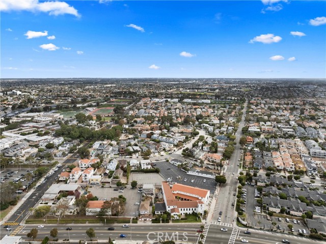 Detail Gallery Image 35 of 35 For 108 N Pacific Coast Hwy, Redondo Beach,  CA 90277 - 2 Beds | 1 Baths