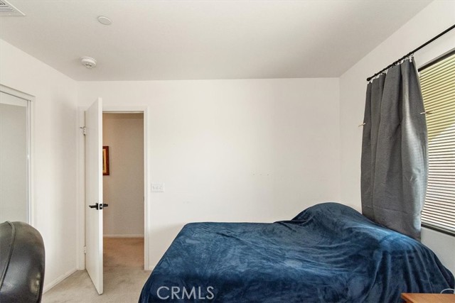 905 Broadway Avenue, Barstow CA: https://media.crmls.org/medias/e0e9f90e-eda1-43bf-ace1-91647044acfc.jpg