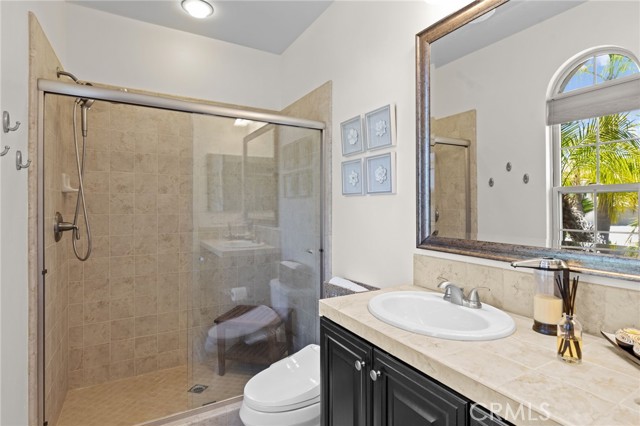15020 Applewood Court, San Diego CA: https://media.crmls.org/medias/e0ea19de-54b4-488a-af2e-bf5b8b11f2e3.jpg
