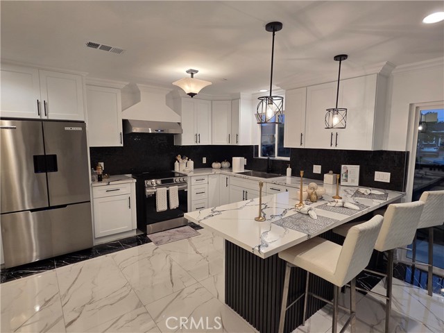 9555 Reichling Lane, Pico Rivera CA: https://media.crmls.org/medias/e0ea50c1-fac2-4bc0-a4e7-935f182d9ac1.jpg