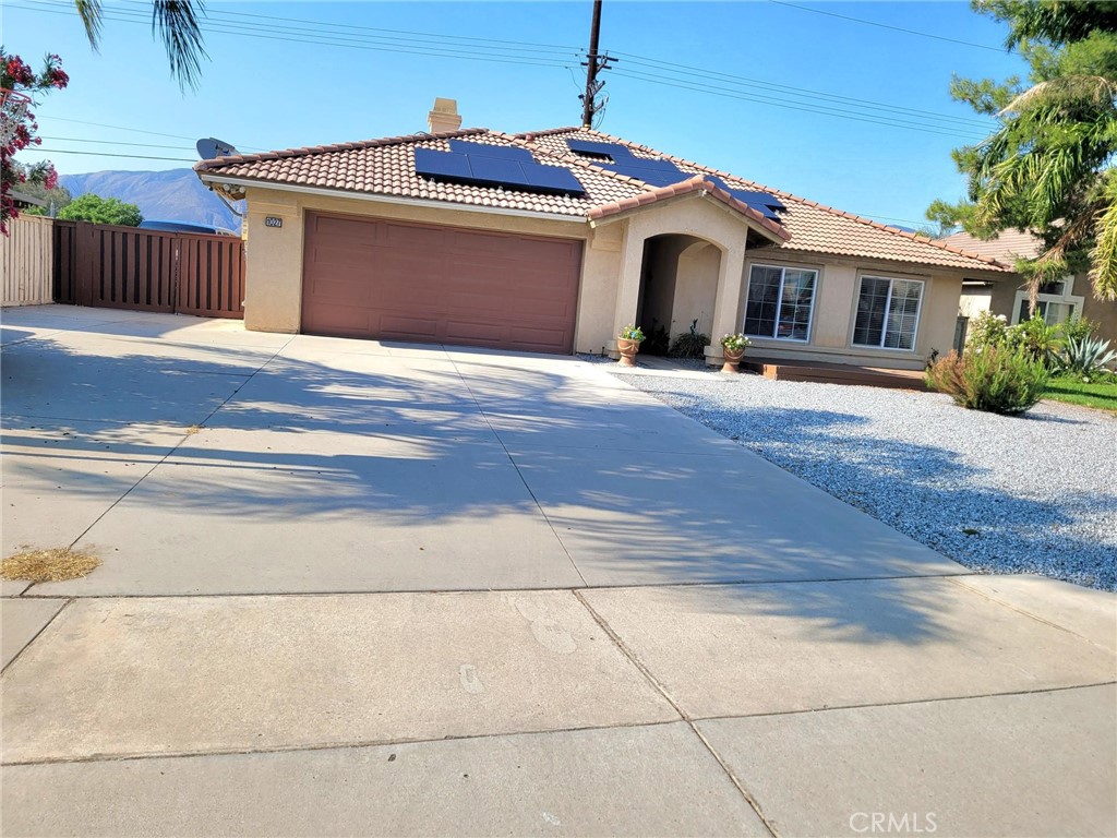 1027 jude Court