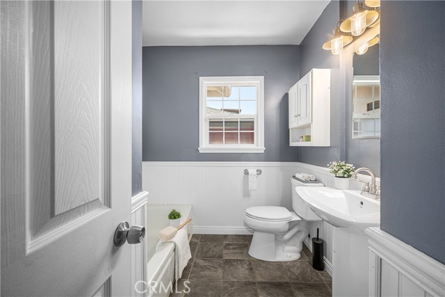 Detail Gallery Image 31 of 55 For 5530 E Mezzanine Way, Long Beach,  CA 90808 - 4 Beds | 3/1 Baths