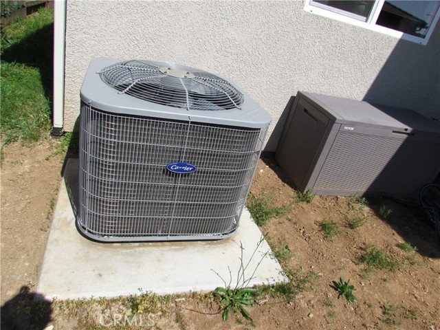 Image 31 of 34 For 4758 Bellaire