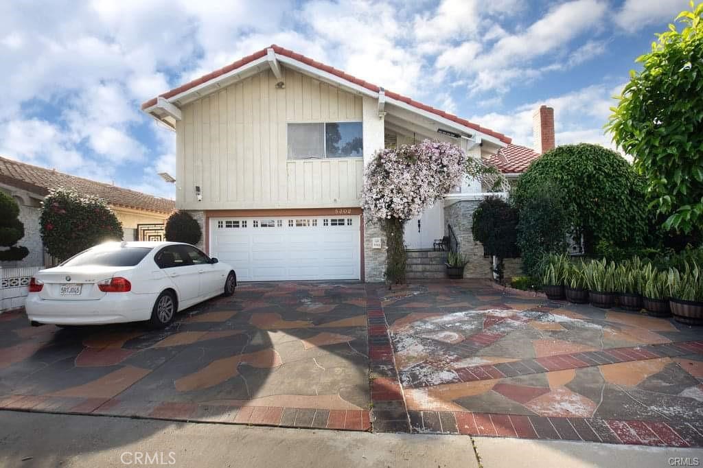 5302 Clark