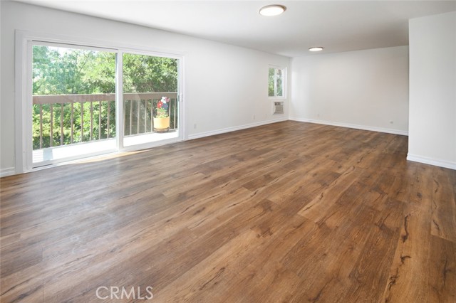 Detail Gallery Image 3 of 28 For 348 S Miraleste Dr #304,  San Pedro,  CA 90732 - 2 Beds | 2/1 Baths