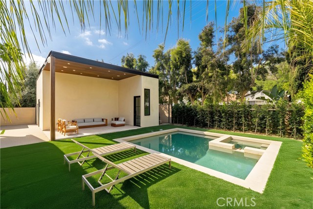 Detail Gallery Image 56 of 58 For 5525 Carpenter Ave, Valley Village,  CA 91607 - 5 Beds | 6/1 Baths