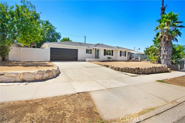 Image 2 for 10057 Hedrick Ave, Riverside, CA 92503