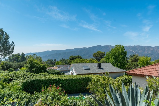 3614 Burritt Way, Glendale CA: https://media.crmls.org/medias/e0ee19b4-0670-48ca-a531-8309ba4b9676.jpg